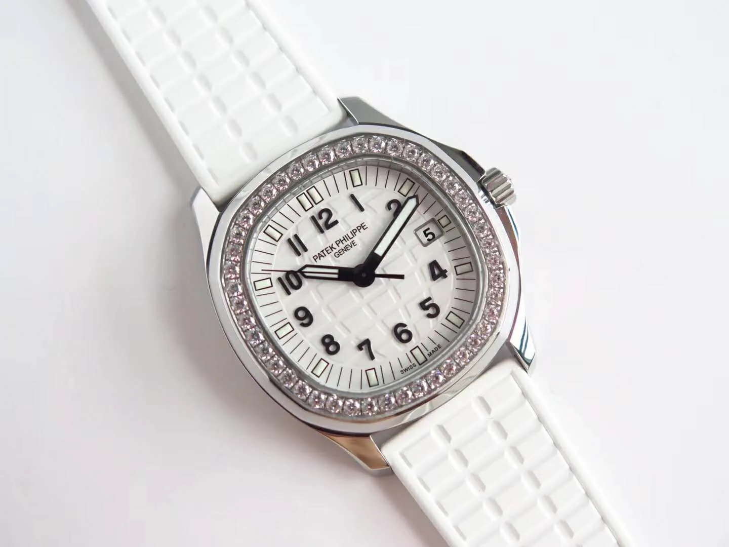 Aquanaut Luce 5067A-011 weißes Zifferblatt in Stahl – Bild 2