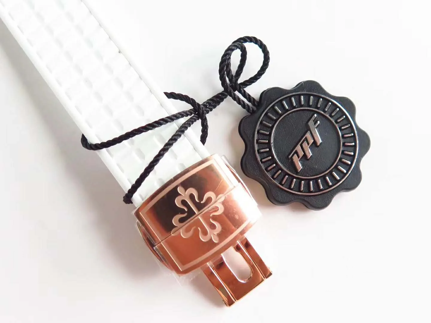 Aquanaut Luce 5068R-010 weißes Zifferblatt in Roségold – Bild 5