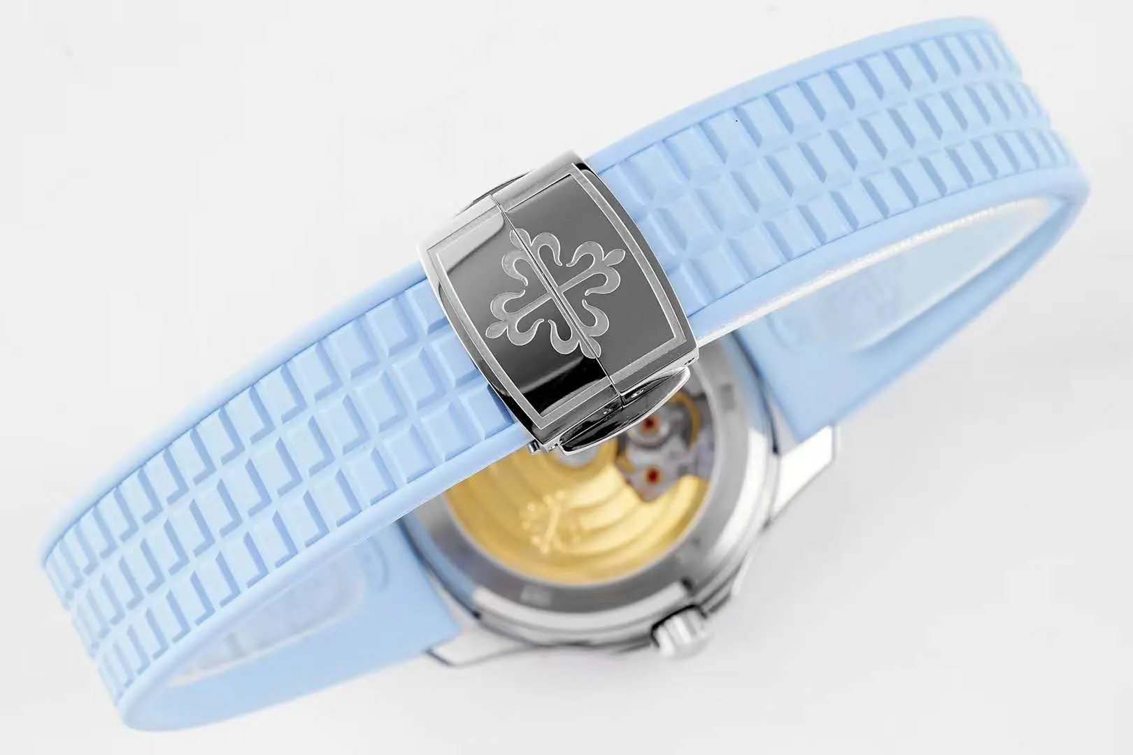 Aquanaut Luce 5072G-001 Blue MOP Dial in Grey Gold - Image 6