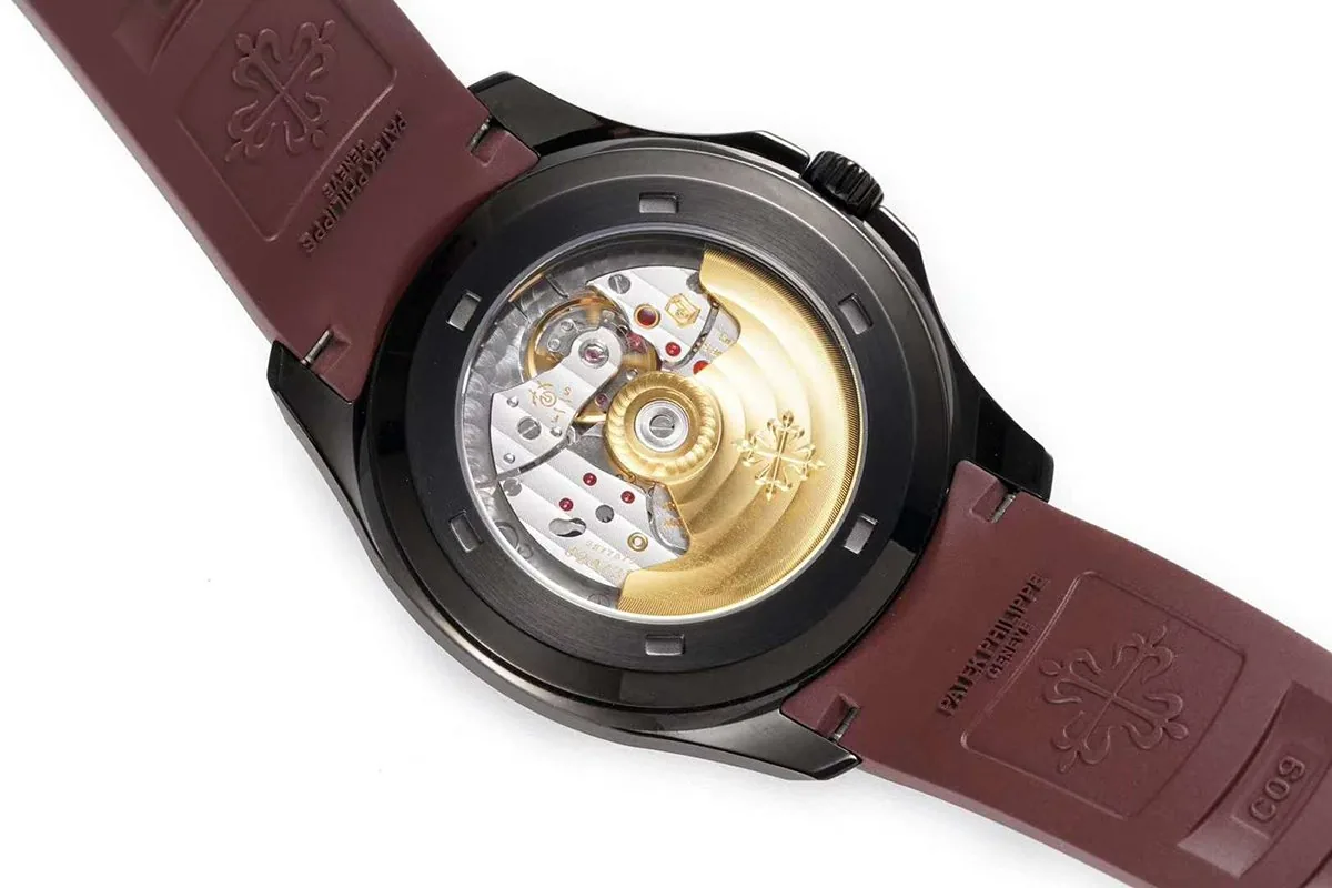 Aquanaut 5167A ‘Black Venom Limited Edition’ cadran noir sur bracelet en caoutchouc marron – Image 8