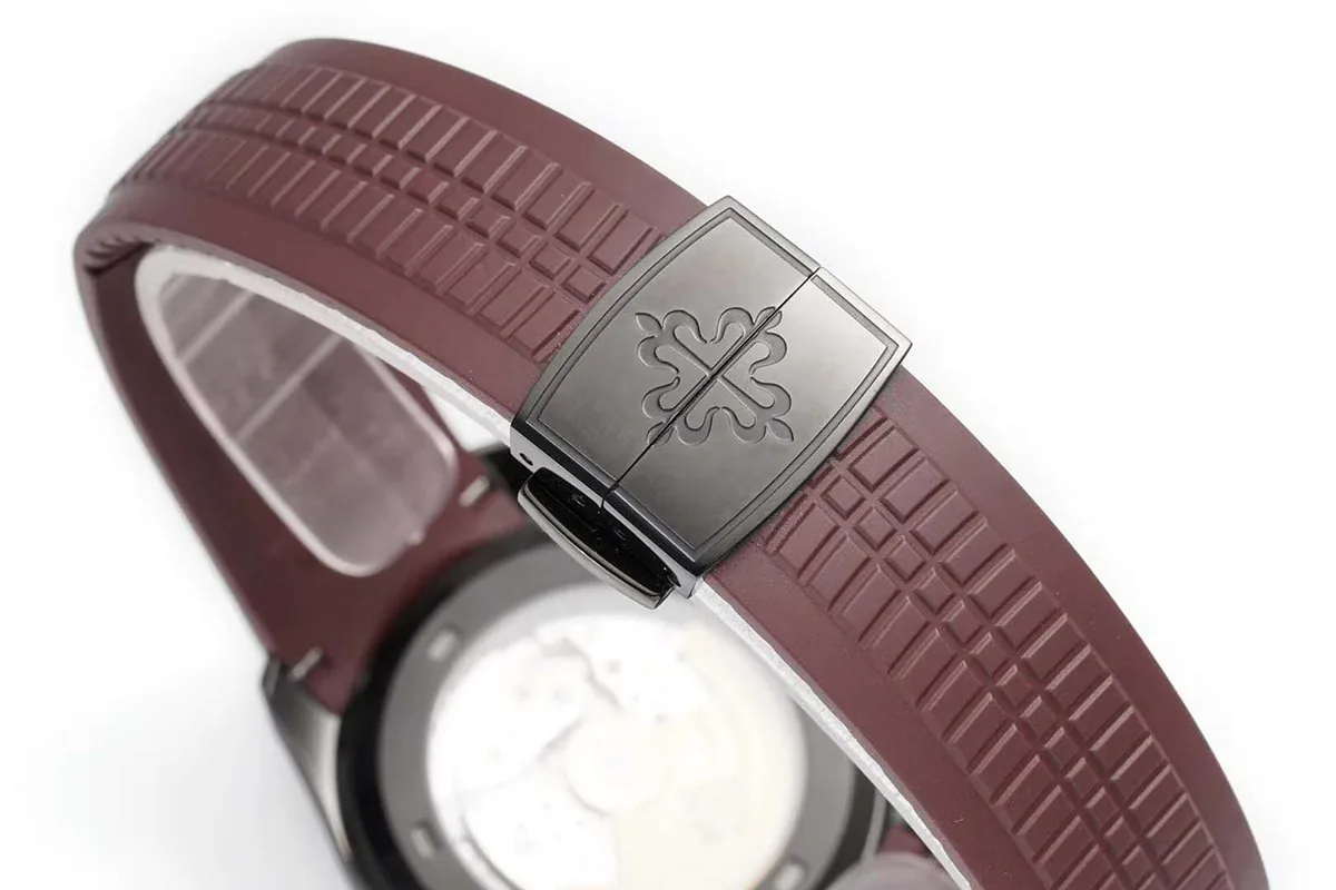 Aquanaut 5167A ‘Black Venom Limited Edition’ cadran noir sur bracelet en caoutchouc marron – Image 7