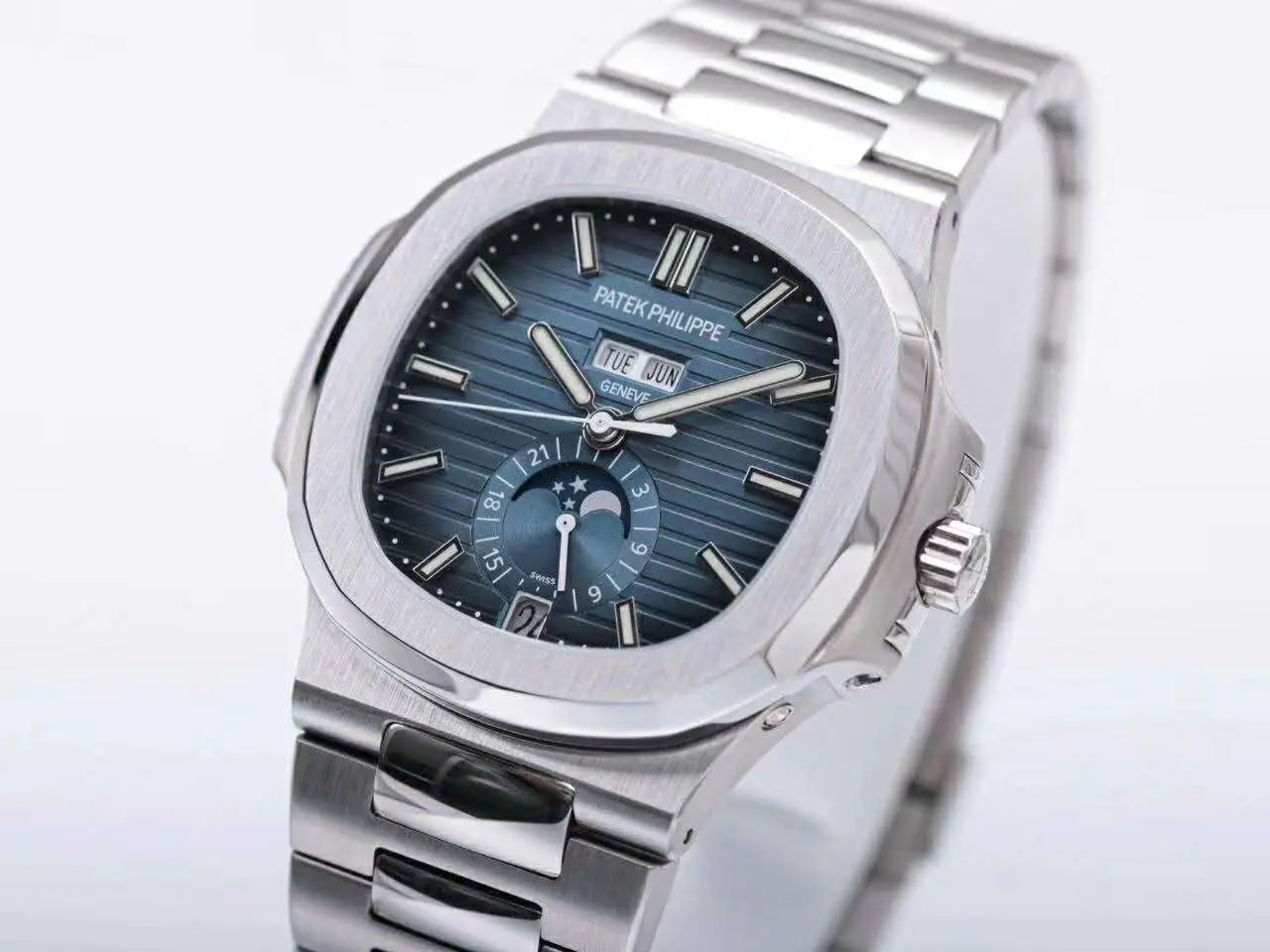 Nautilus 5726/1A-014 cadran bleu en acier – Image 2