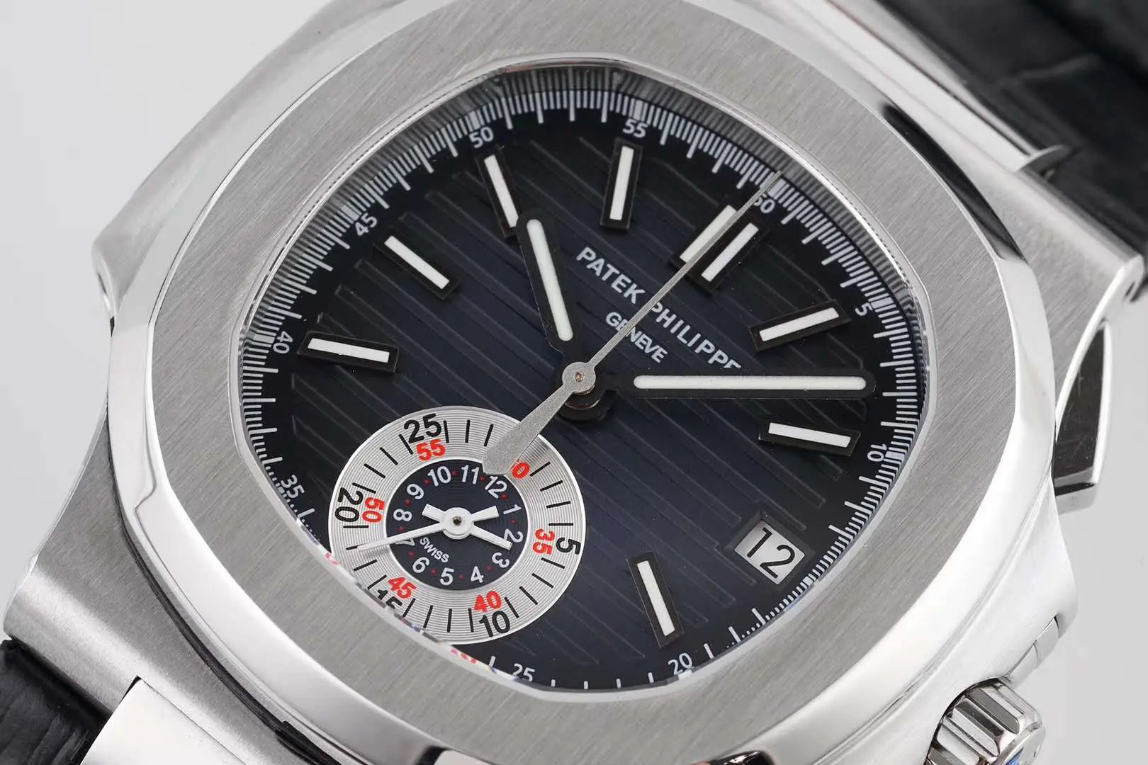 Nautilus 5980/1A-001 blaues Zifferblatt in Stahl am Lederarmband – Bild 3