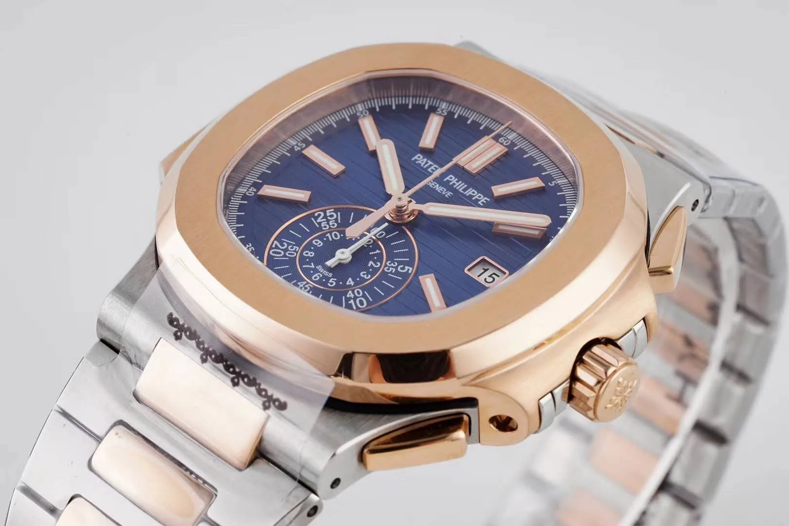 Nautilus Chronograph 5980/1AR en acier et or rose – Image 5