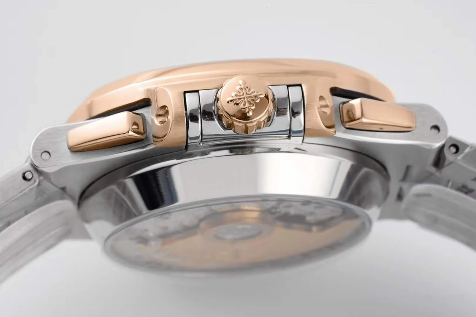 Nautilus Chronograph 5980/1AR en acier et or rose – Image 8