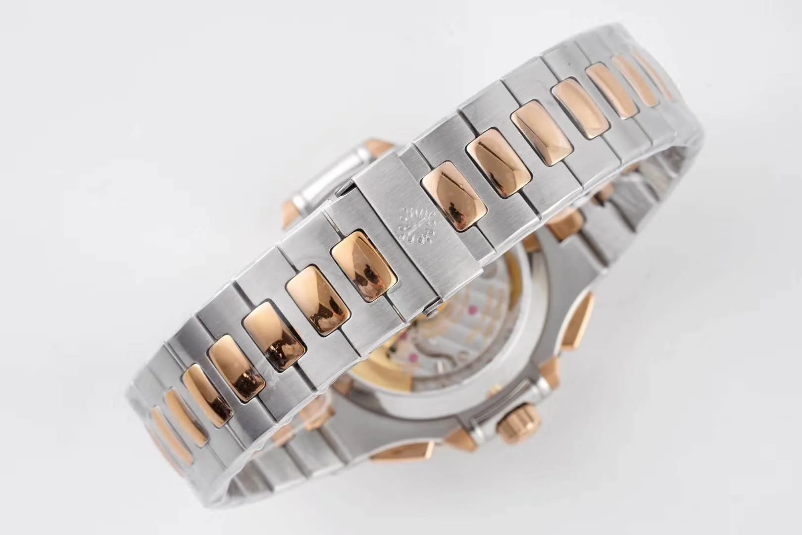 Nautilus Chronograph 5980/1AR en acier et or rose – Image 7