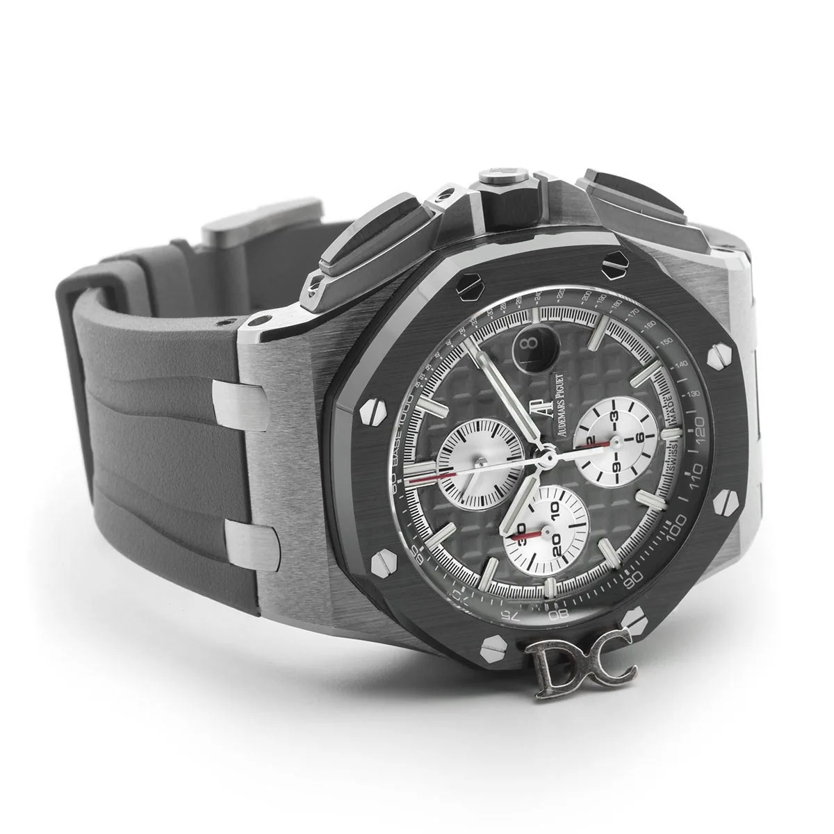 Royal Oak Offshore Novelty 44mm titanio 26400IO SIHH - Imagen 2