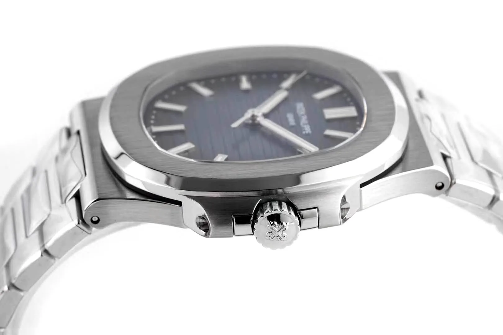 Nautilus Jumbo 5711/1A esfera azul ZF - Imagen 9