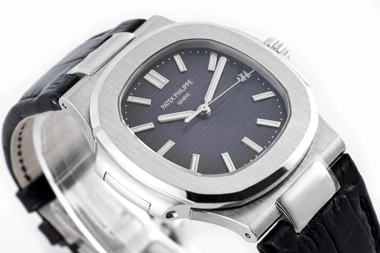 Nautilus Jumbo 5711 Grey Dial in Steel with Black Leather Strap - Image 10