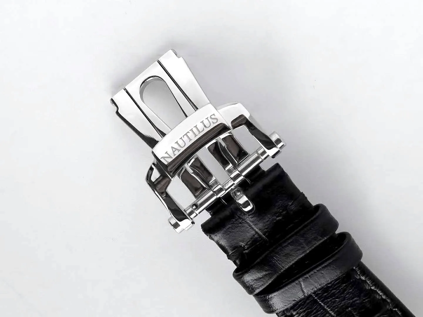 Nautilus Jumbo 5711 Grey Dial in Steel with Black Leather Strap - Image 7