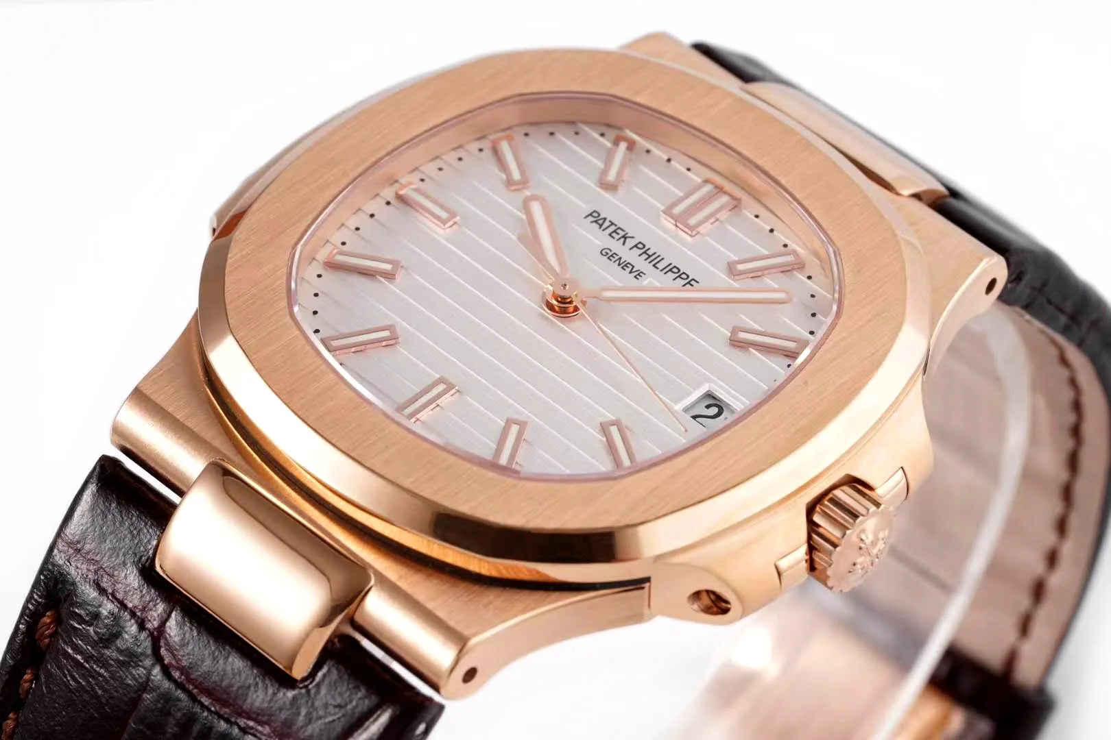 Nautilus Jumbo 5711 White Dial in Rose Gold with Brown Leather Strap - Image 4