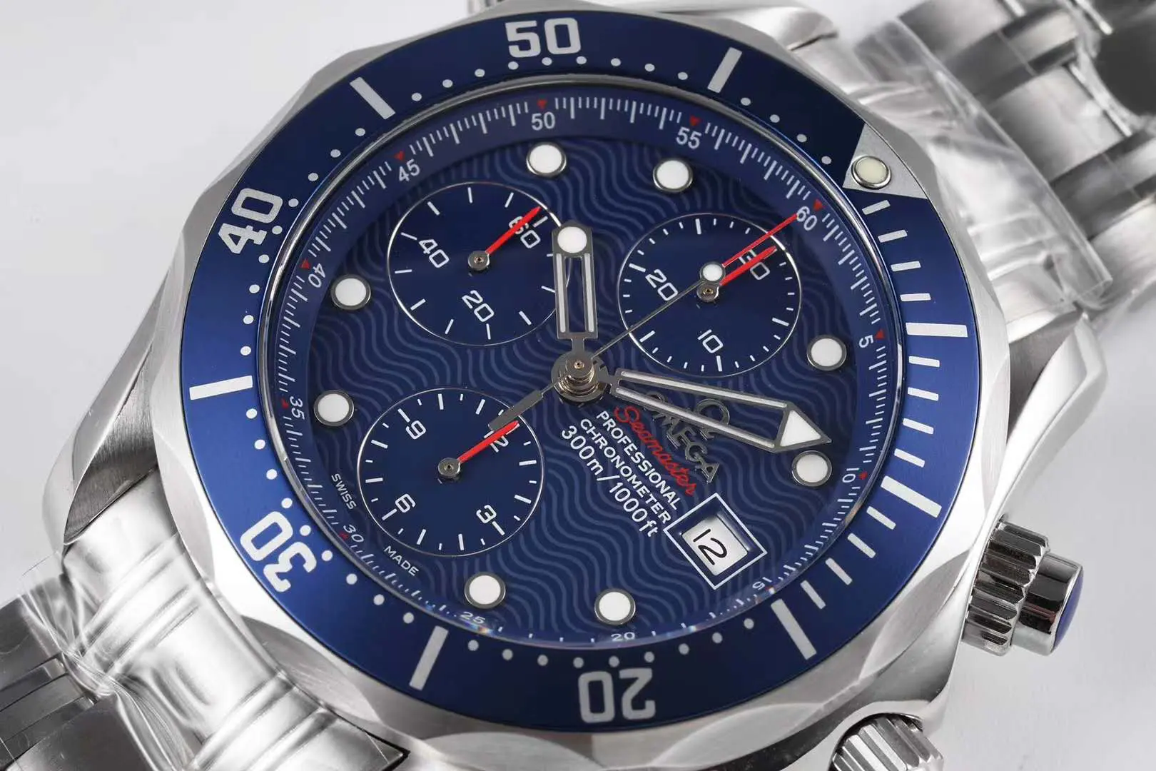 Seamaster Diver 300m Chronograph esfera azul con brazalete - Imagen 2