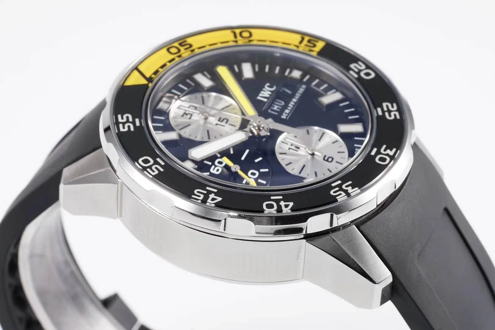 Aquatimer Chronograph IW376702 schwarzes Zifferblatt – Bild 6