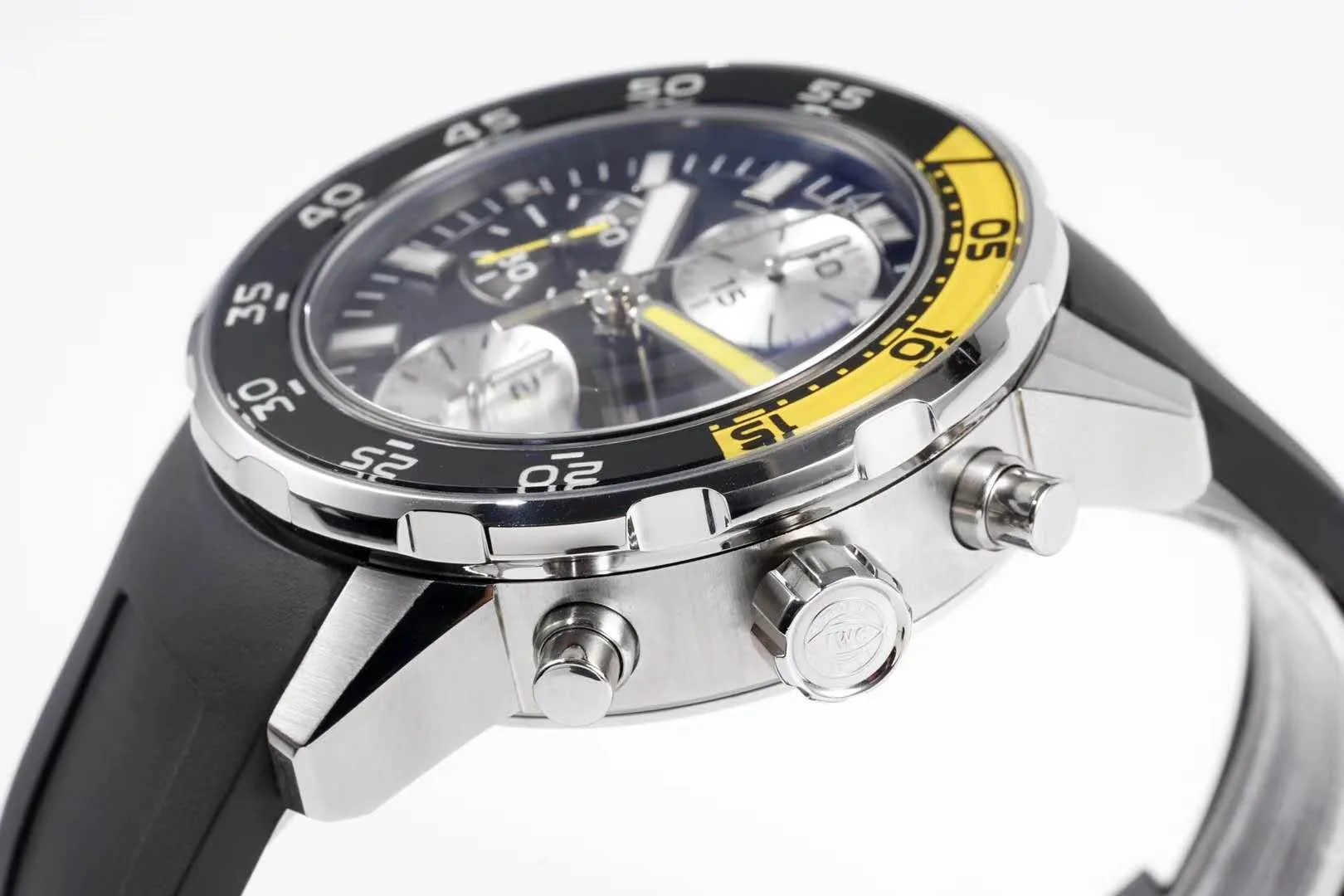 Aquatimer Chronograph IW376702 schwarzes Zifferblatt – Bild 7