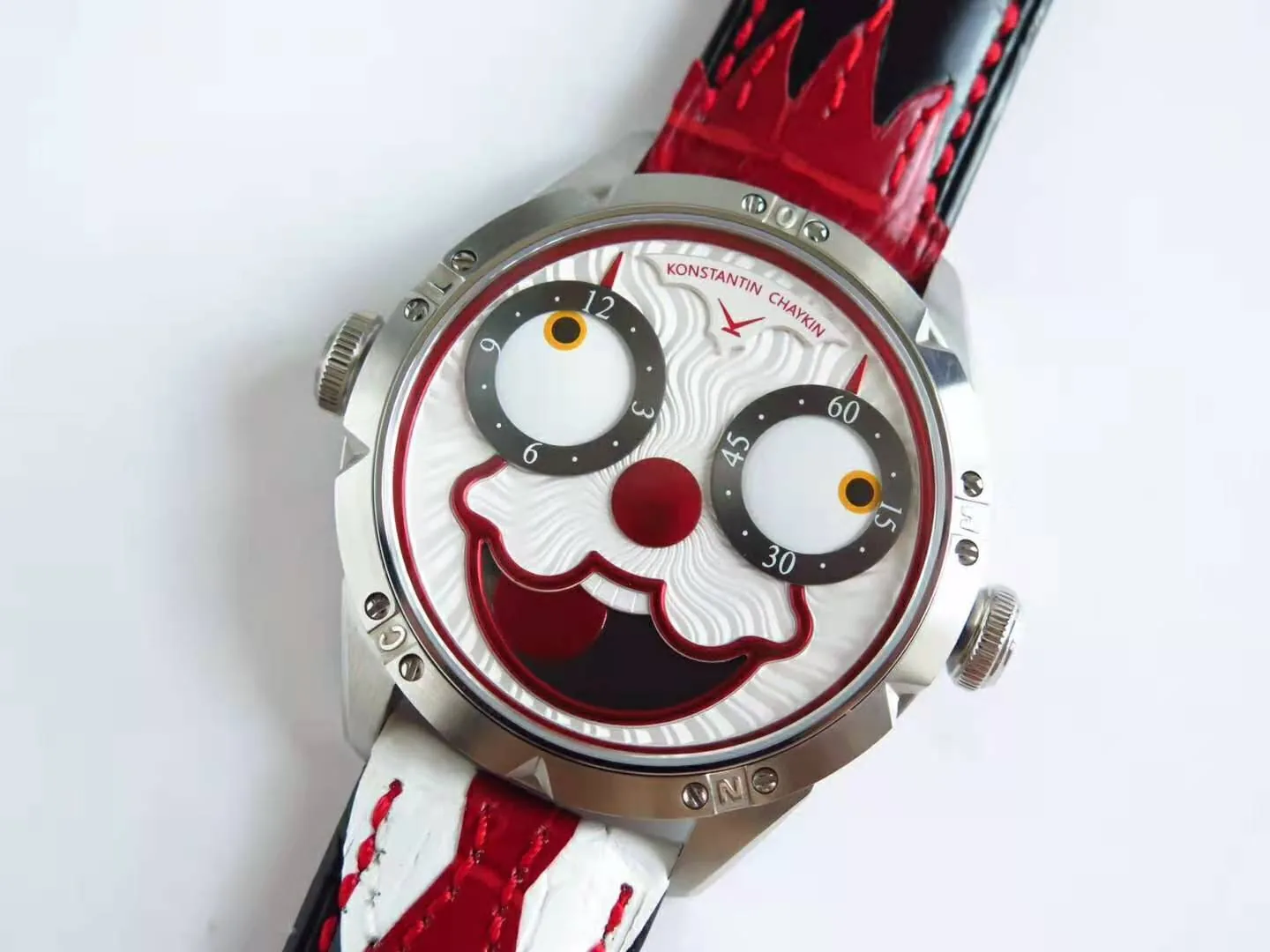 Wristmons Crown con cravatta - immagine 4