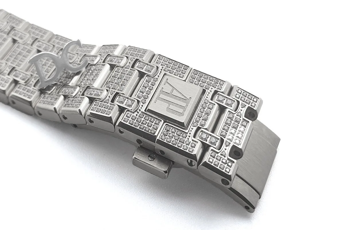 Royal Oak 41mm 15402 Full Diamond Paved In White Gold on Bracelet - Image 5
