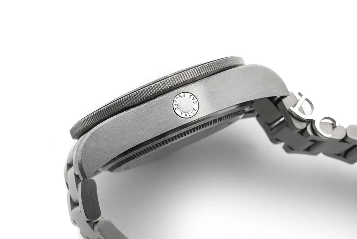 Black Bay Fifty-Eight ZF Ref. M79030N-0001 - Imagen 4