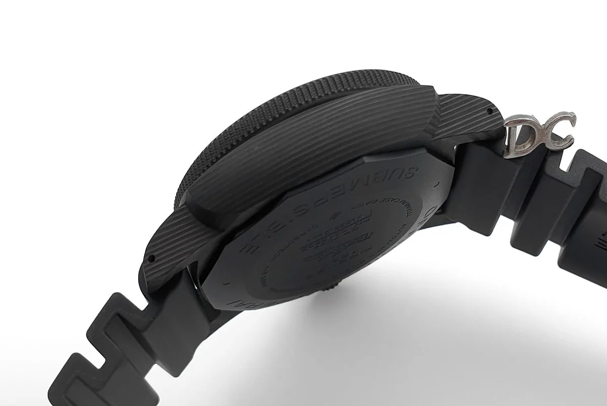 PAM1616 Luminor Submersible Carbotech - Imagen 12