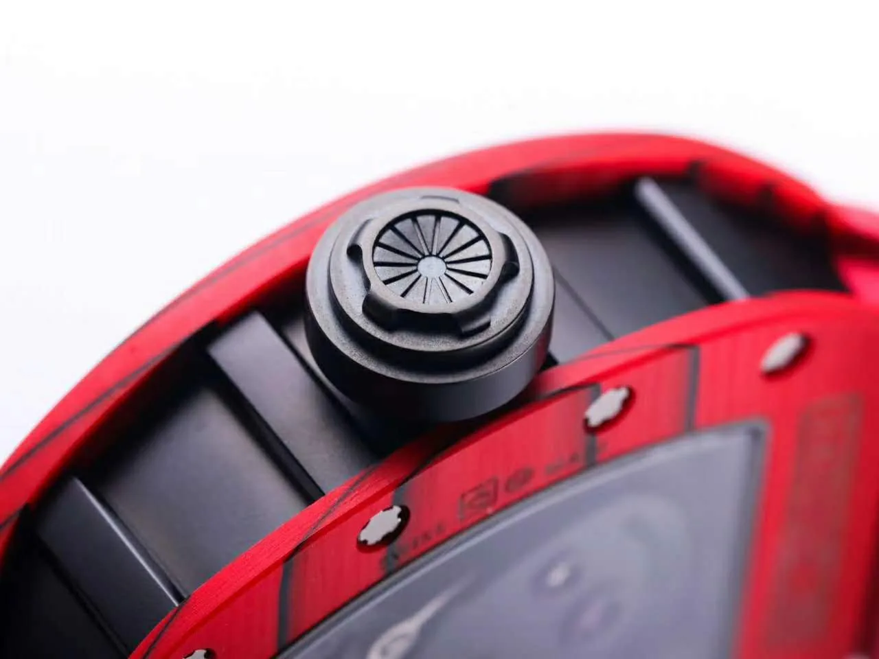 RM 052-01 Tourbillon Black Skull in carbonio NTPT rosso - immagine 8