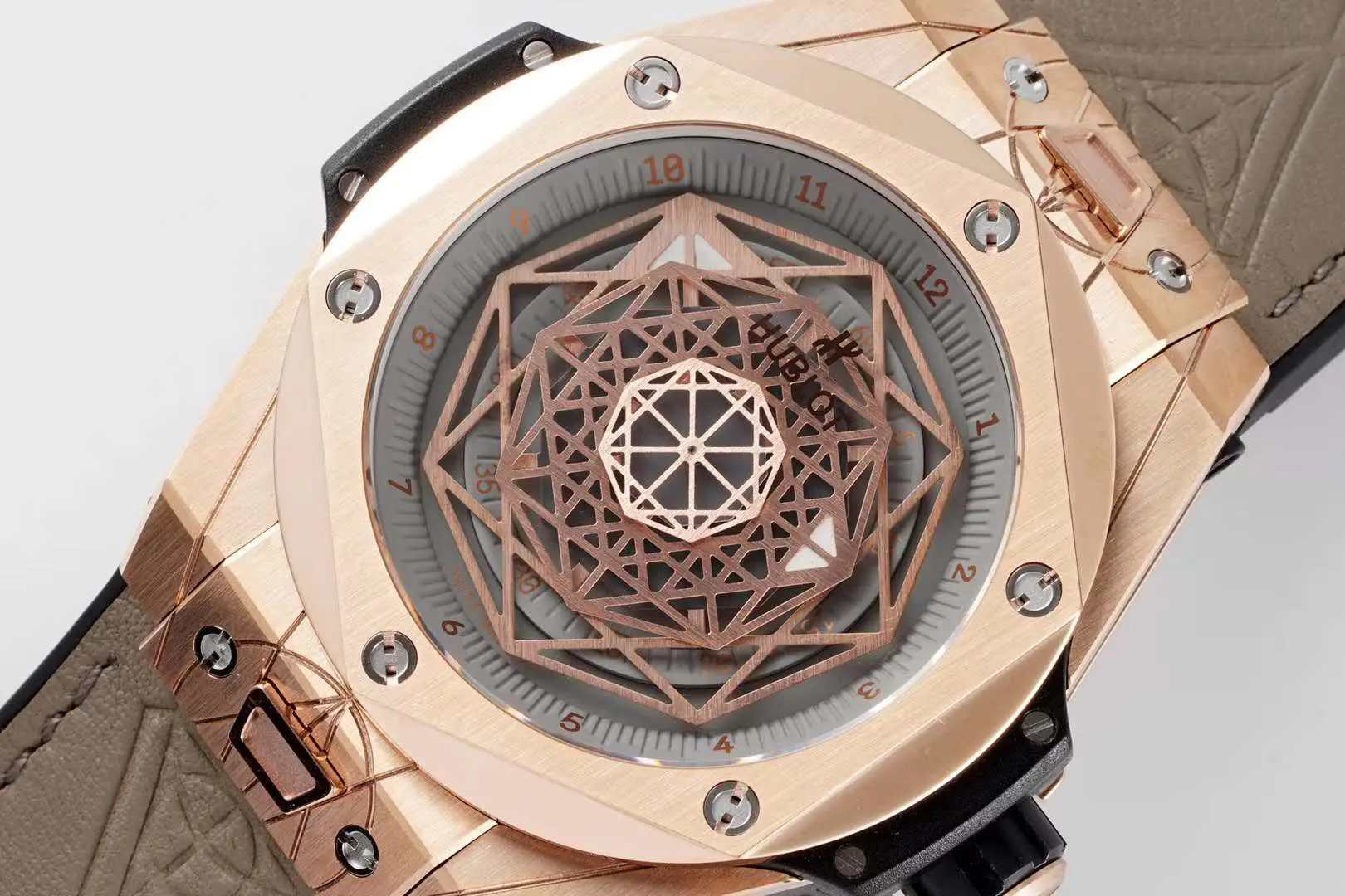 Big Bang Unico Sang Bleu in Roségold am braunen Lederarmband – Bild 5