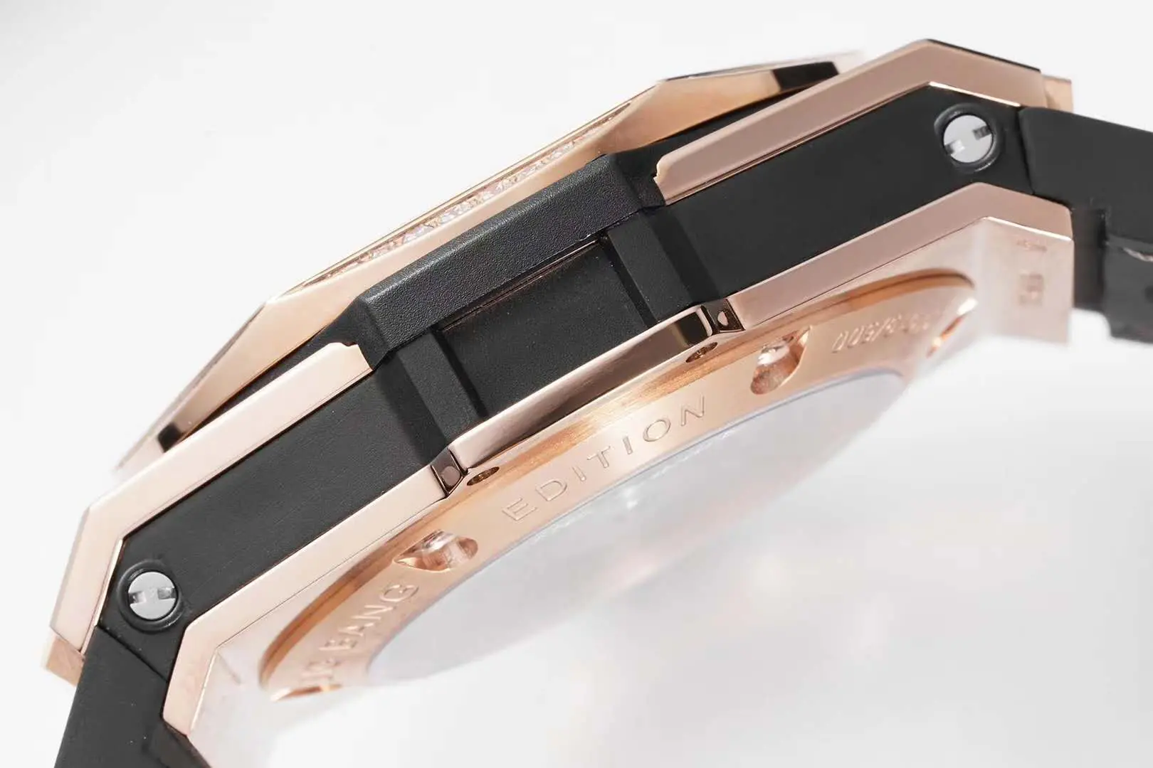 Big Bang Unico Sang Bleu in Rose Gold with Diamond Bezel on Brown Leather Strap - Image 8