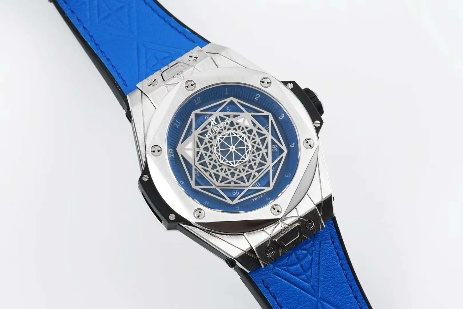 Big Bang Unico Sang Bleu in Stahl am blauen Lederarmband – Bild 3