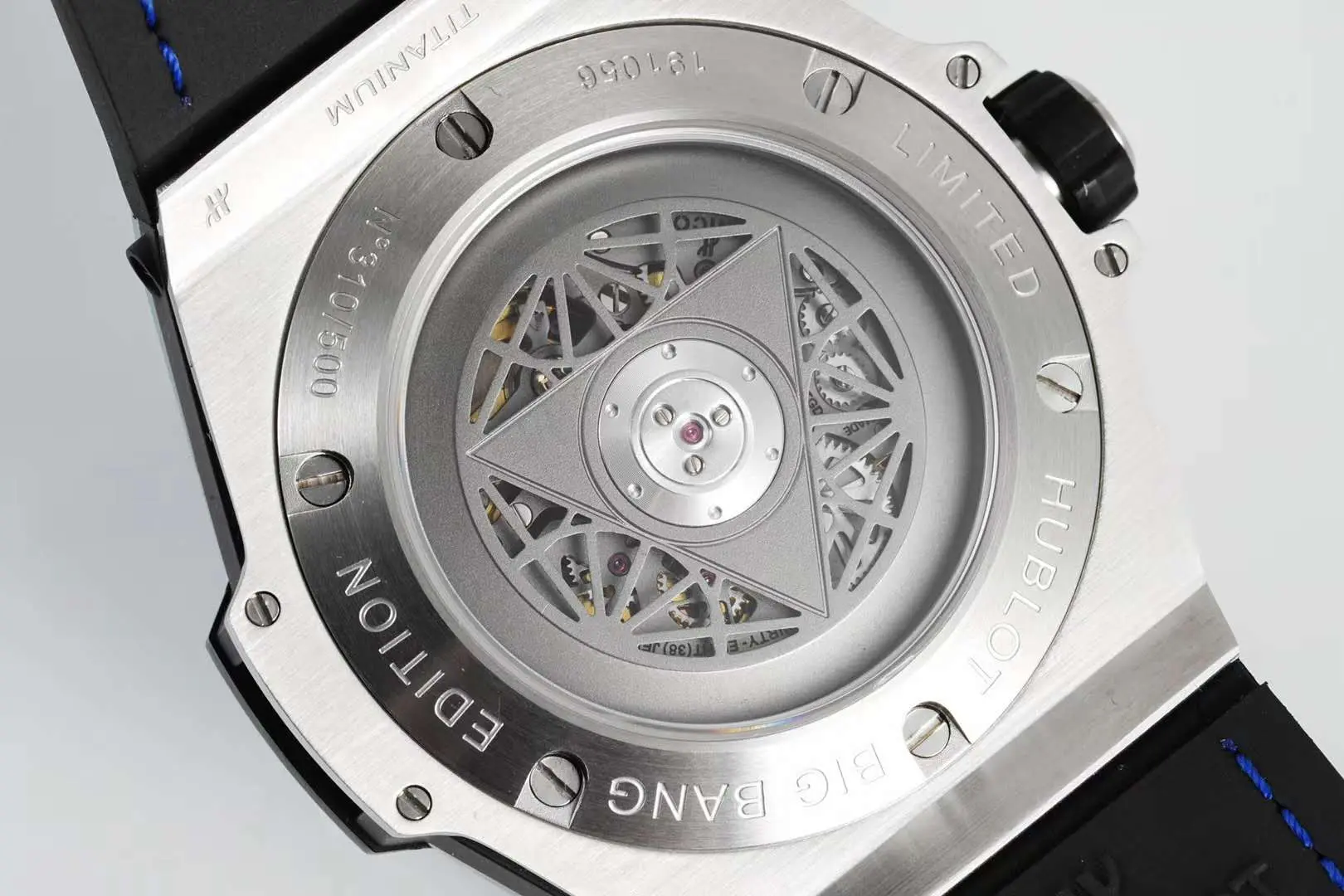 Big Bang Unico Sang Bleu in Stahl am blauen Lederarmband – Bild 7