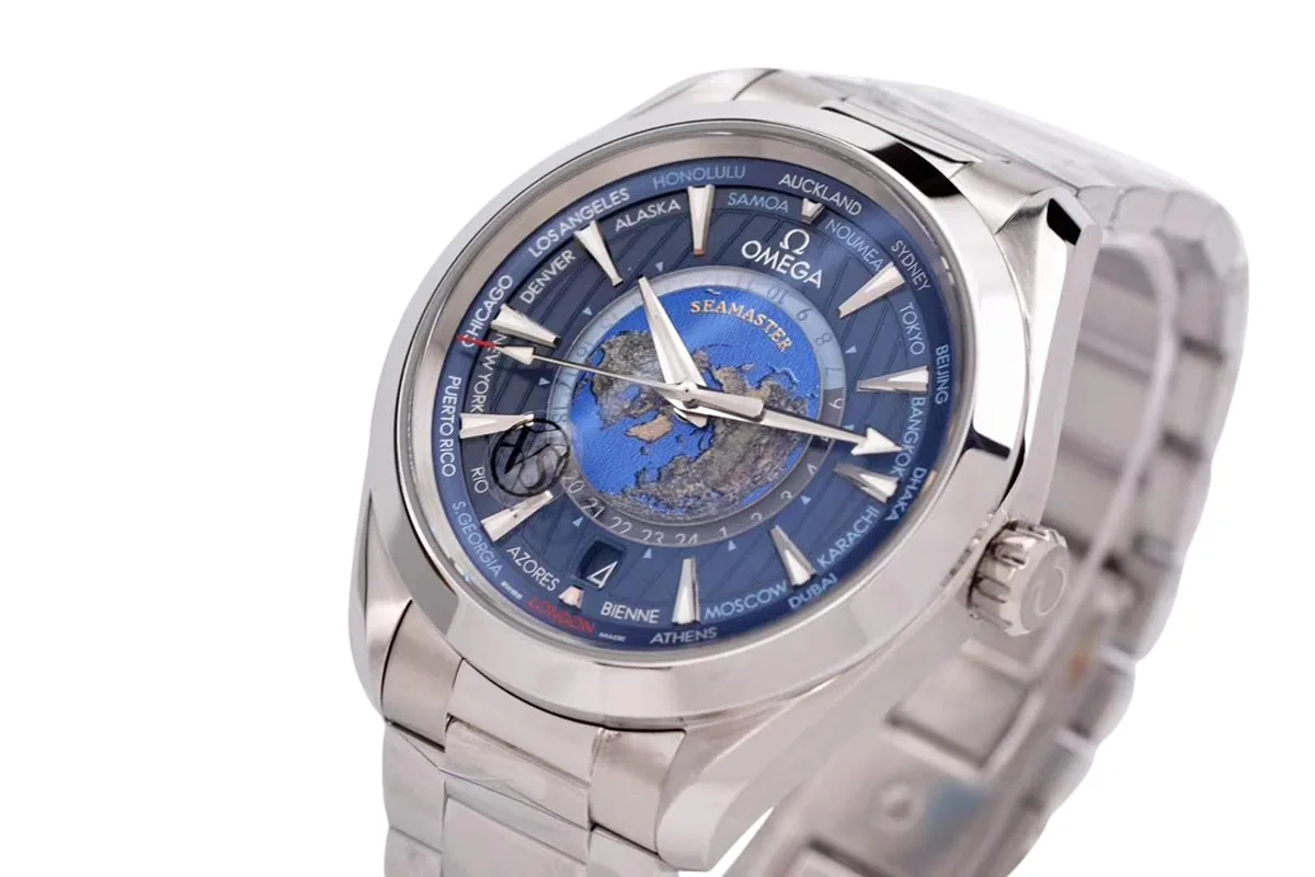 Seamaster Aqua Terra Worldtimer Master Chronometer blaues Zifferblatt am Armband – Bild 2