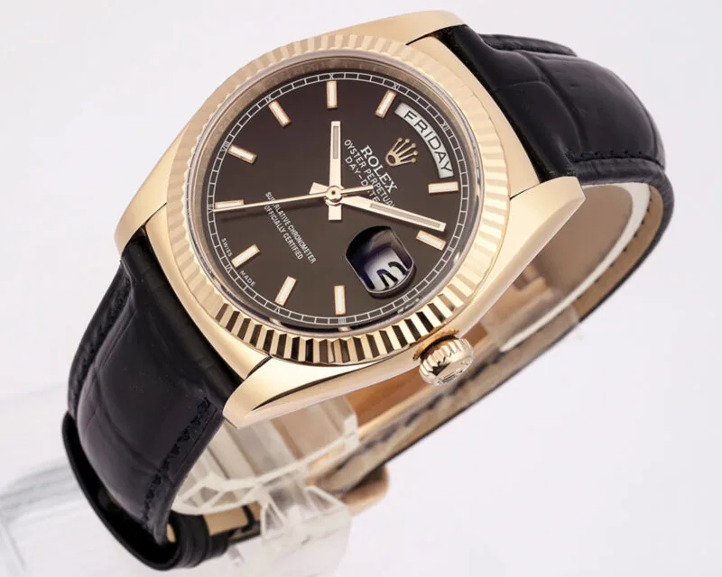 Day-Date 40 schwarzes Zifferblatt in Roségold am Lederarmband – Bild 3