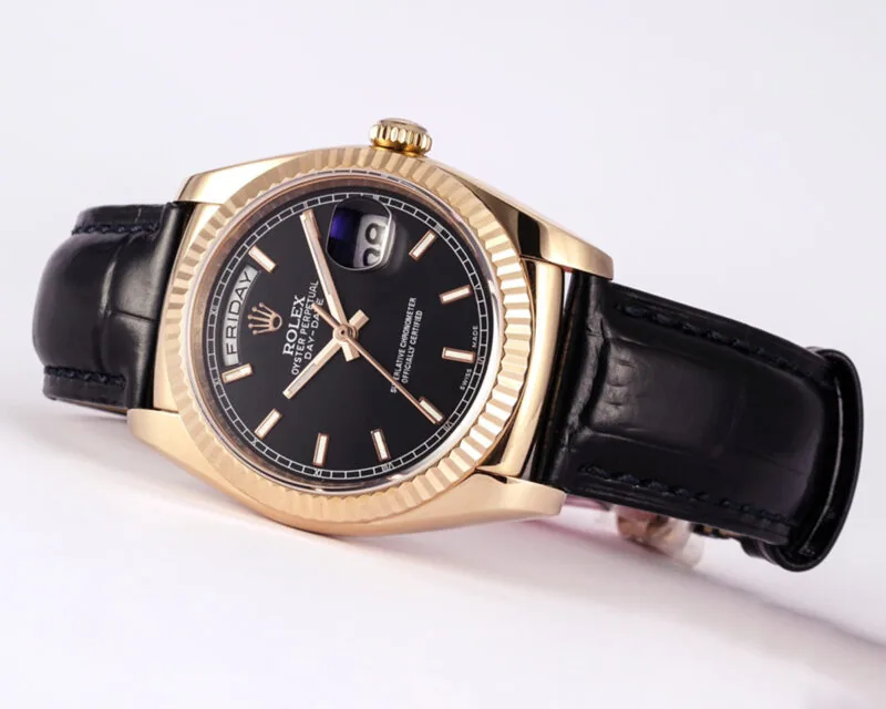Day-Date 40 schwarzes Zifferblatt in Roségold am Lederarmband – Bild 2