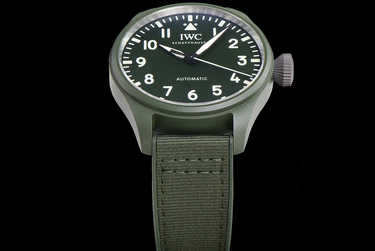 Big Pilot’s Watch 43 IW329802 Top Gun Edition Woodland su cinturino mimetico - immagine 9