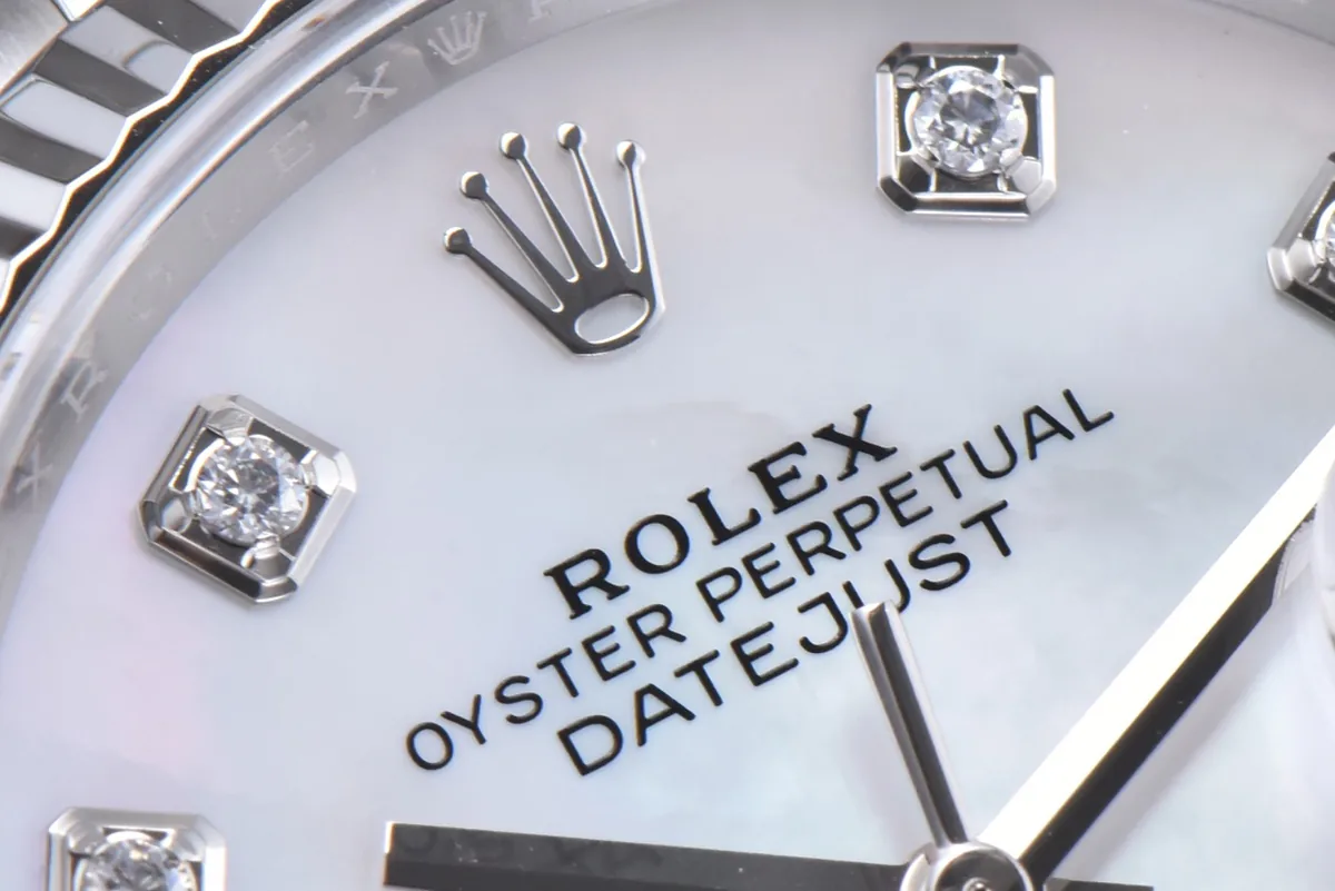 Datejust 36 126234 quadrante MOP bianco con indici con diamanti in acciaio su bracciale Jubilee - immagine 4