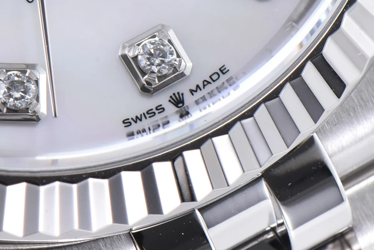 Datejust 36 126234 quadrante MOP bianco con indici con diamanti in acciaio su bracciale Jubilee - immagine 7