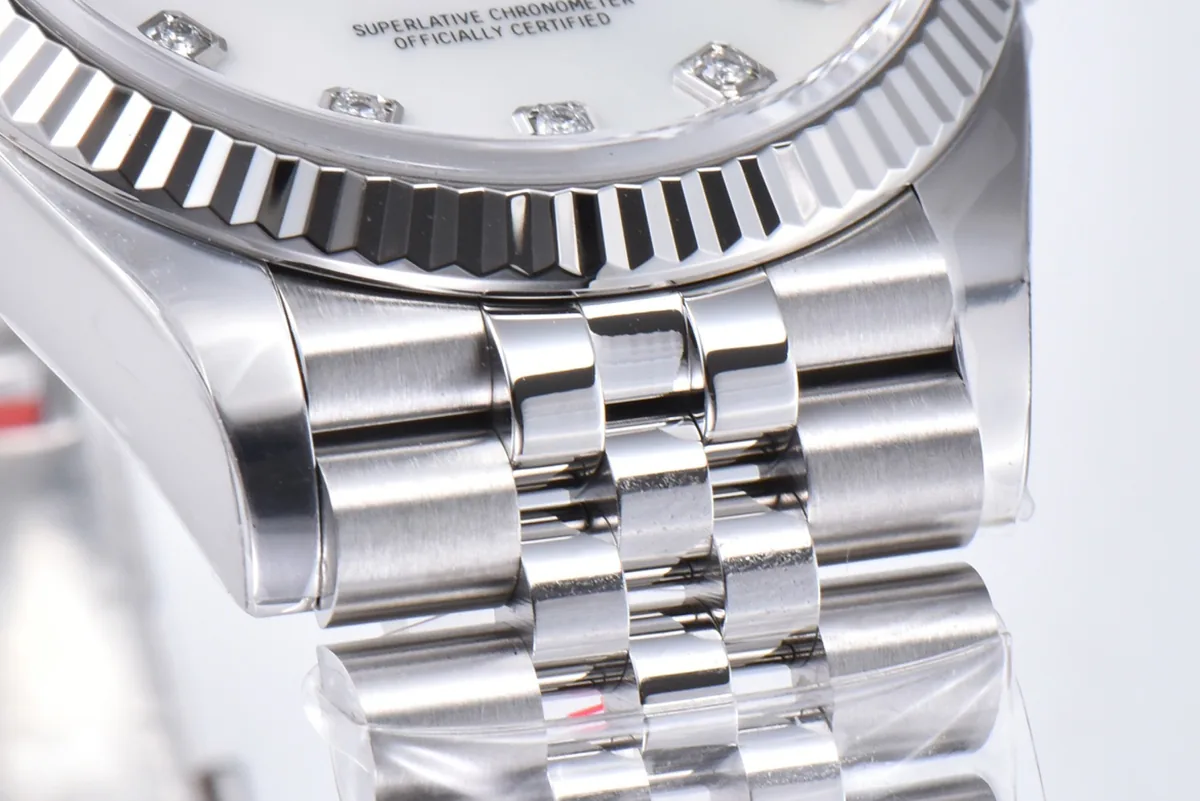 Datejust 36 126234 quadrante MOP bianco con indici con diamanti in acciaio su bracciale Jubilee - immagine 8