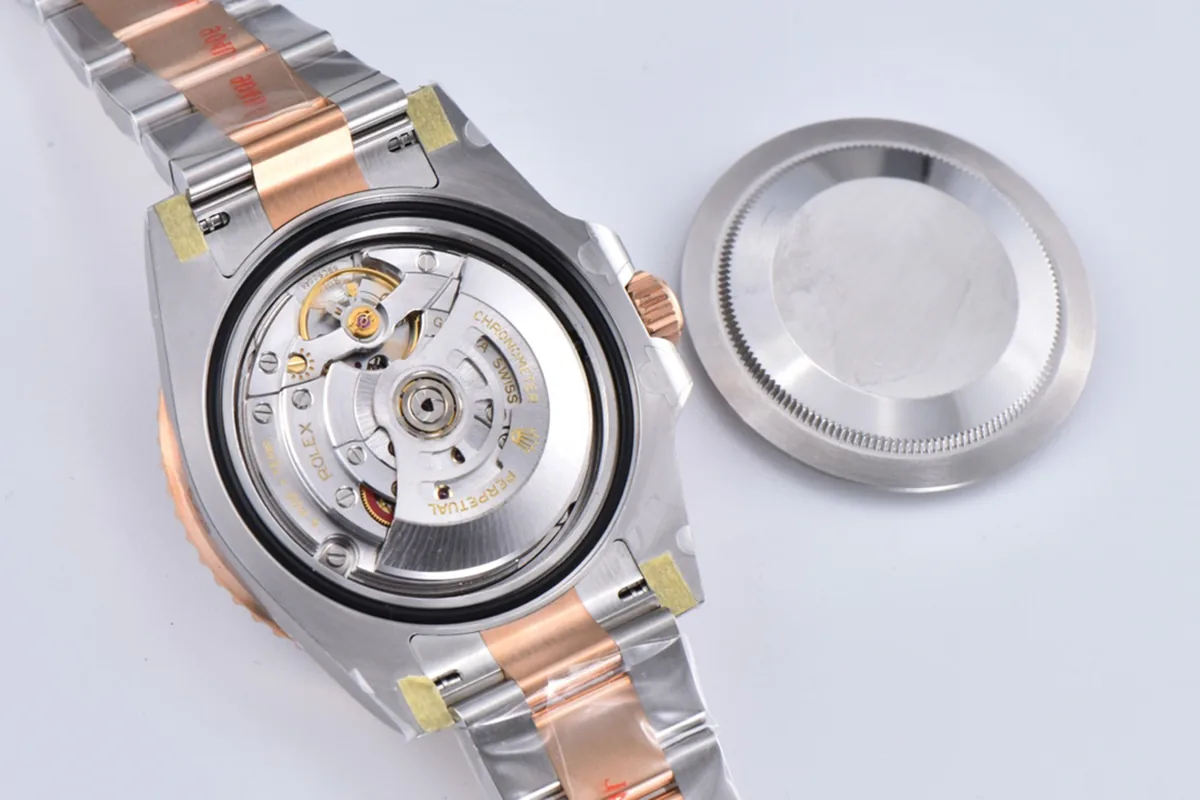 GMT Master II 126715 CHNR Clean Factory “Rootbeer” in oro rosa e acciaio - immagine 15