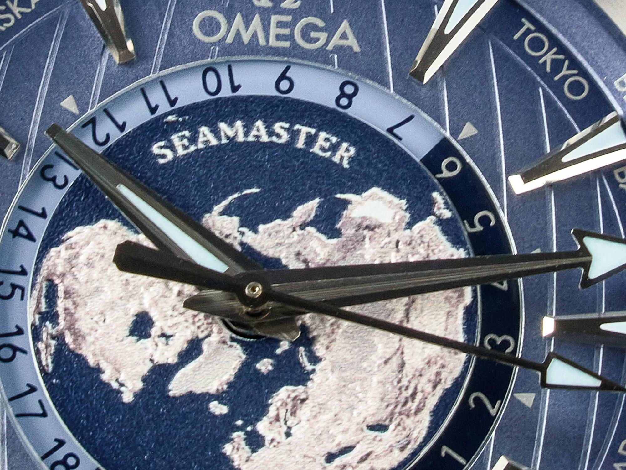 Aqua Terra 150M 43mm Worldtimer 24 VSF 1:1 Best Edition Summer Blue Dial on SS Bracelet A8938 Super Clone