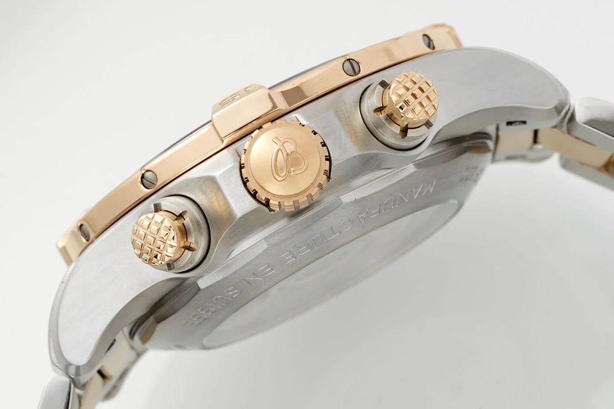 Avenger B01 Chronograph 45 Black Dial in Steel/Rose Gold on Bracelet
