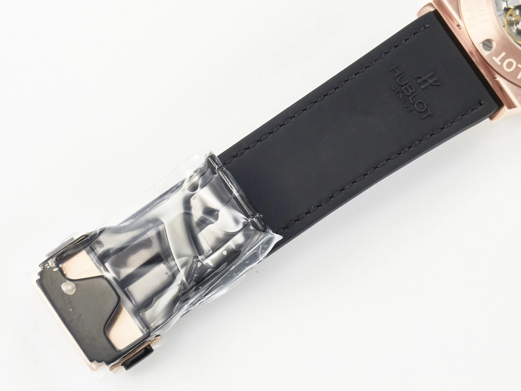 Classic Fusion 42mm RG JJF 1:1 Best Edition Black Dial on Black Gummy Leather Strap