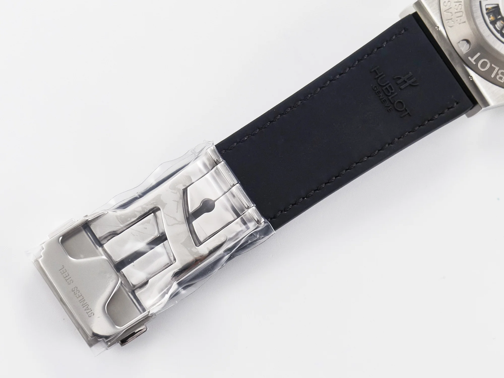 Classic Fusion 42mm SS JJF 1:1 Best Edition Black Dial on Black Gummy Leather Strap