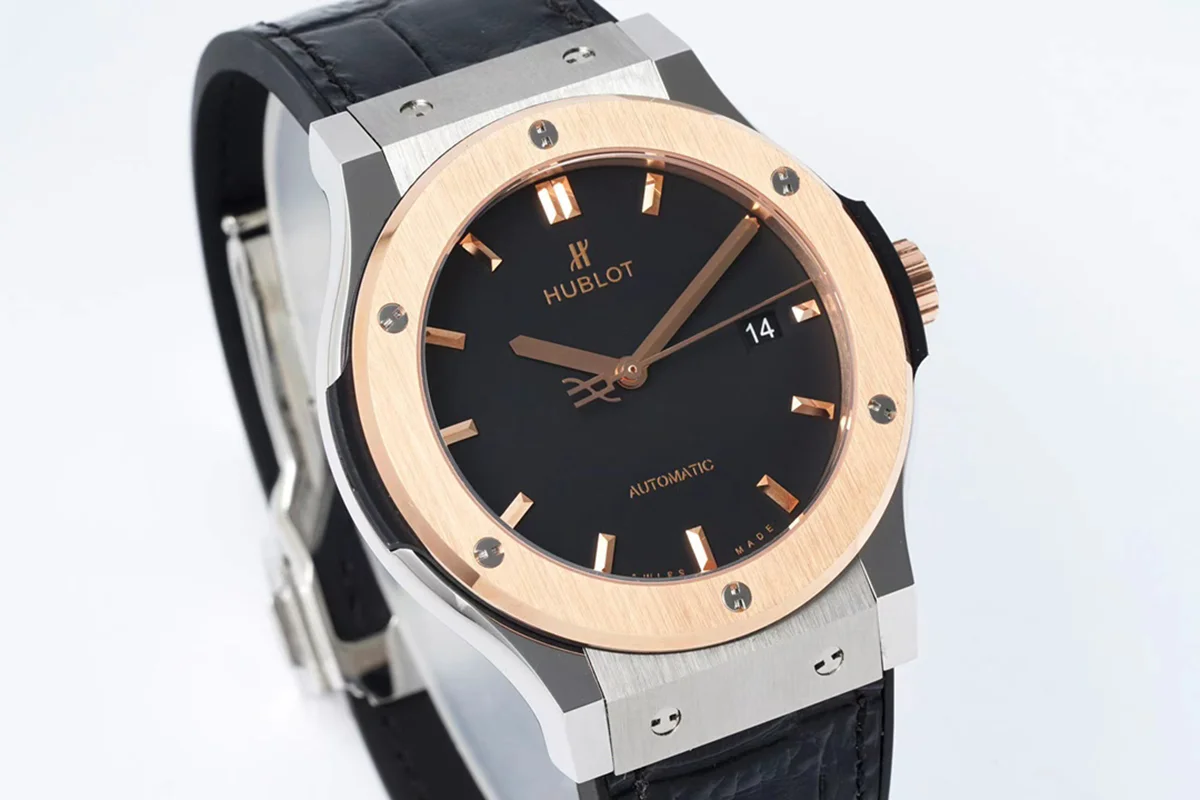 Classic Fusion Automatic 42mm Black Dial on Steel/Rose Gold