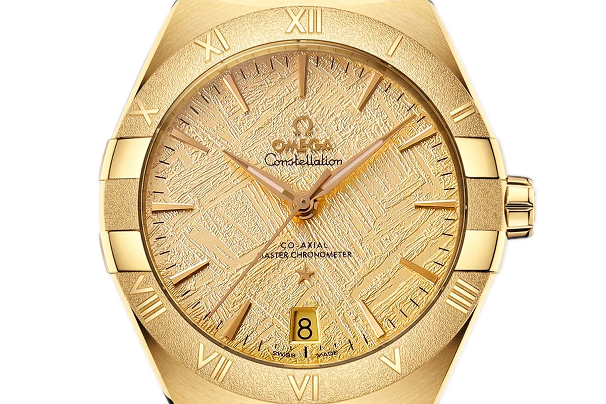 Constellation Co-Axial Master Chronometer 41mm Champagne Meteorite Dial in Yellow Gold on Bracelet