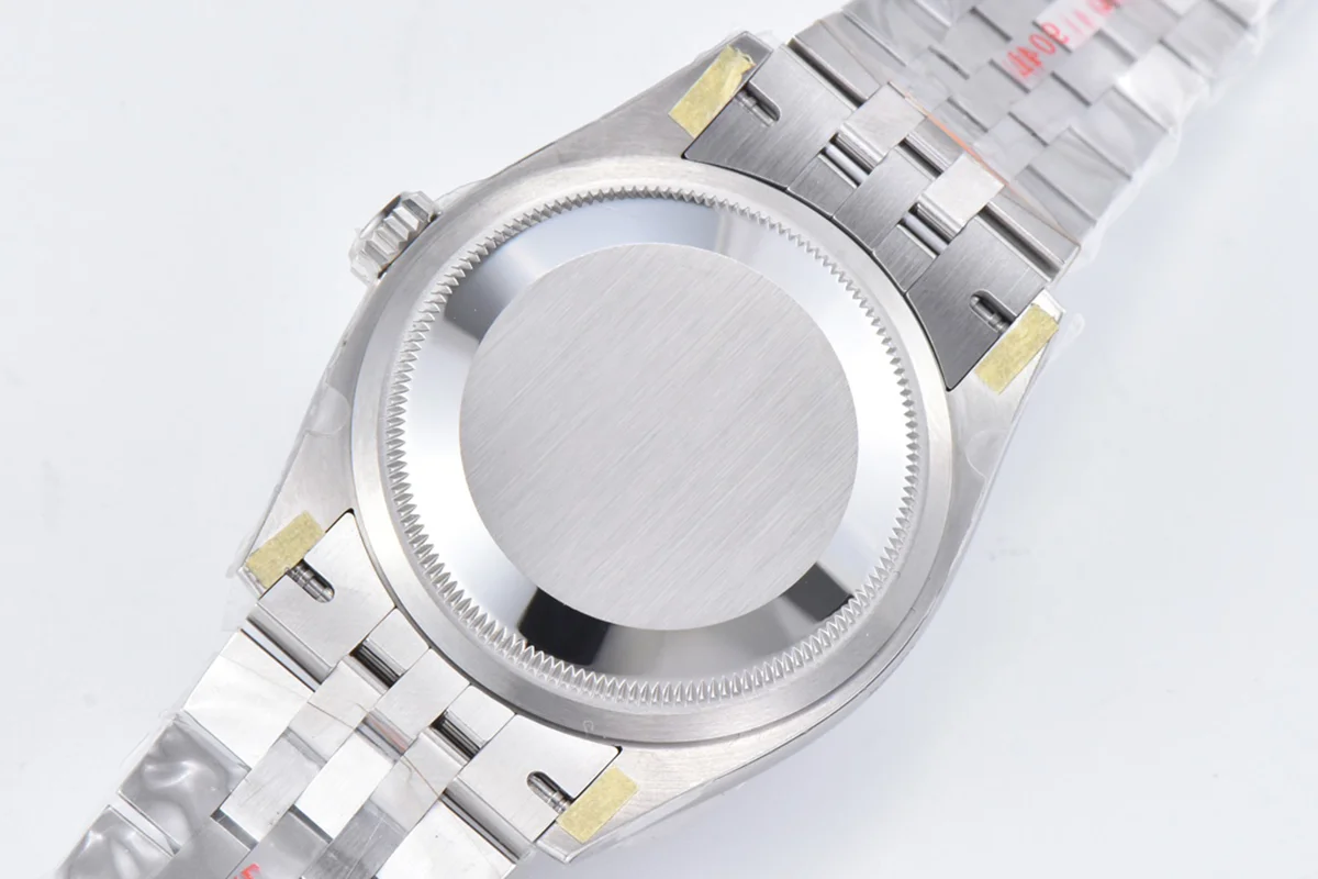 Datejust 36 126334 Bright Black Dial Stick on Jubilee Bracelet