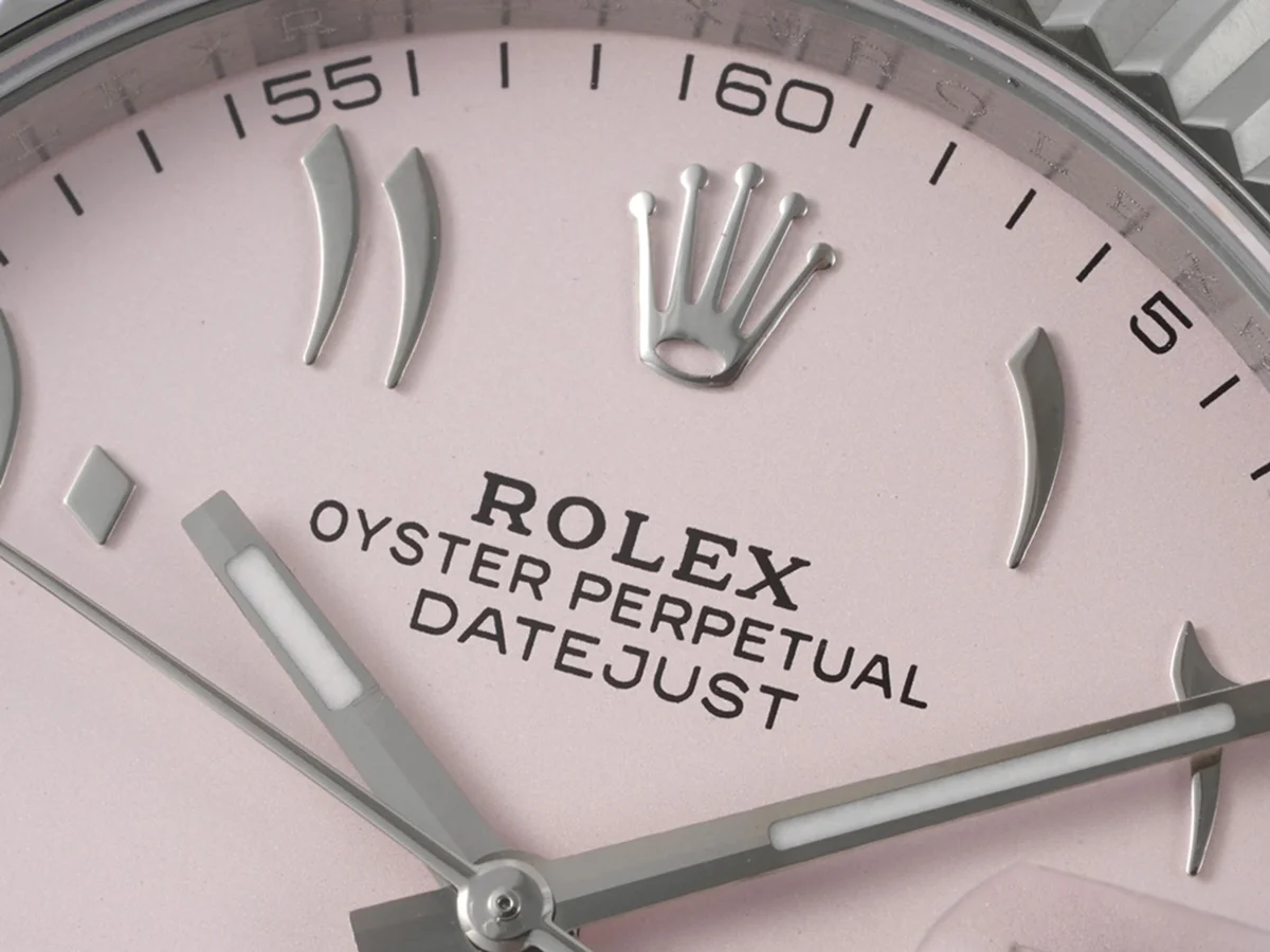 Datejust 41 126300 Pink Dial with Arabic Numerals in Steel