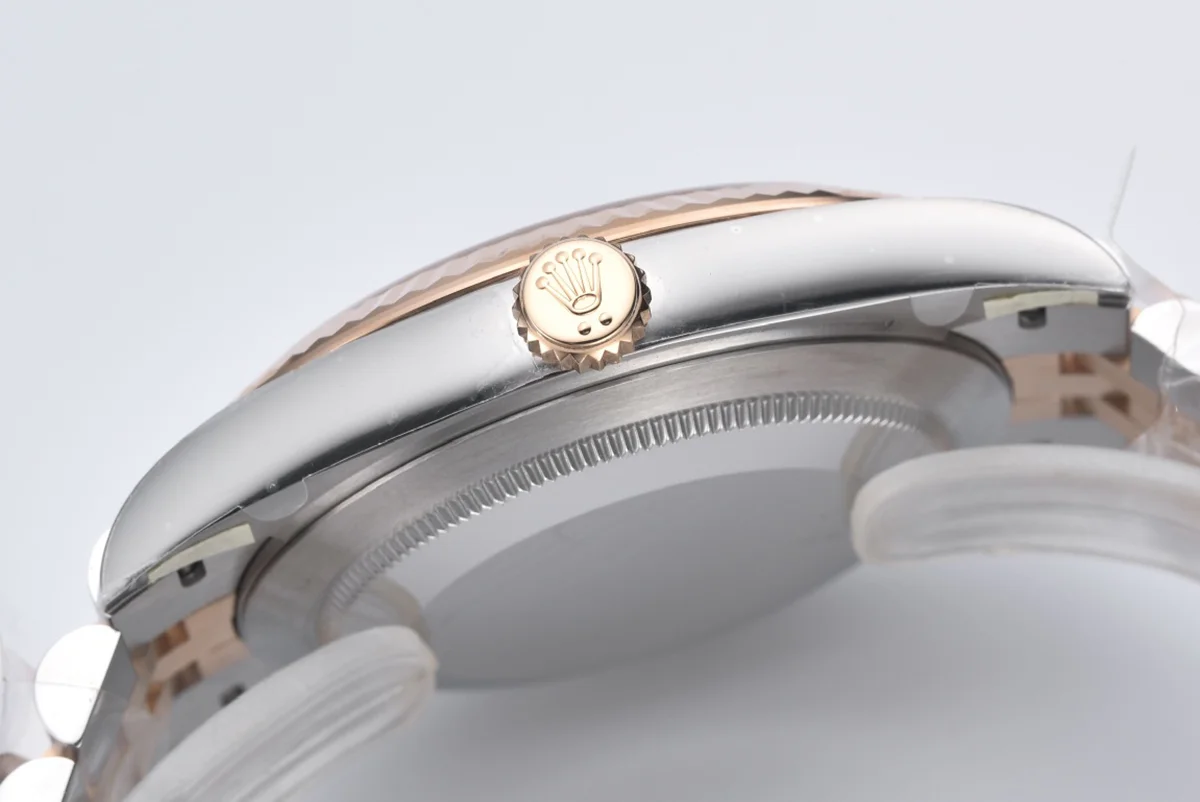 Datejust 41 126331 Chocolate Dial Stick Markers in EveroseSteel on Jubilee Bracelet