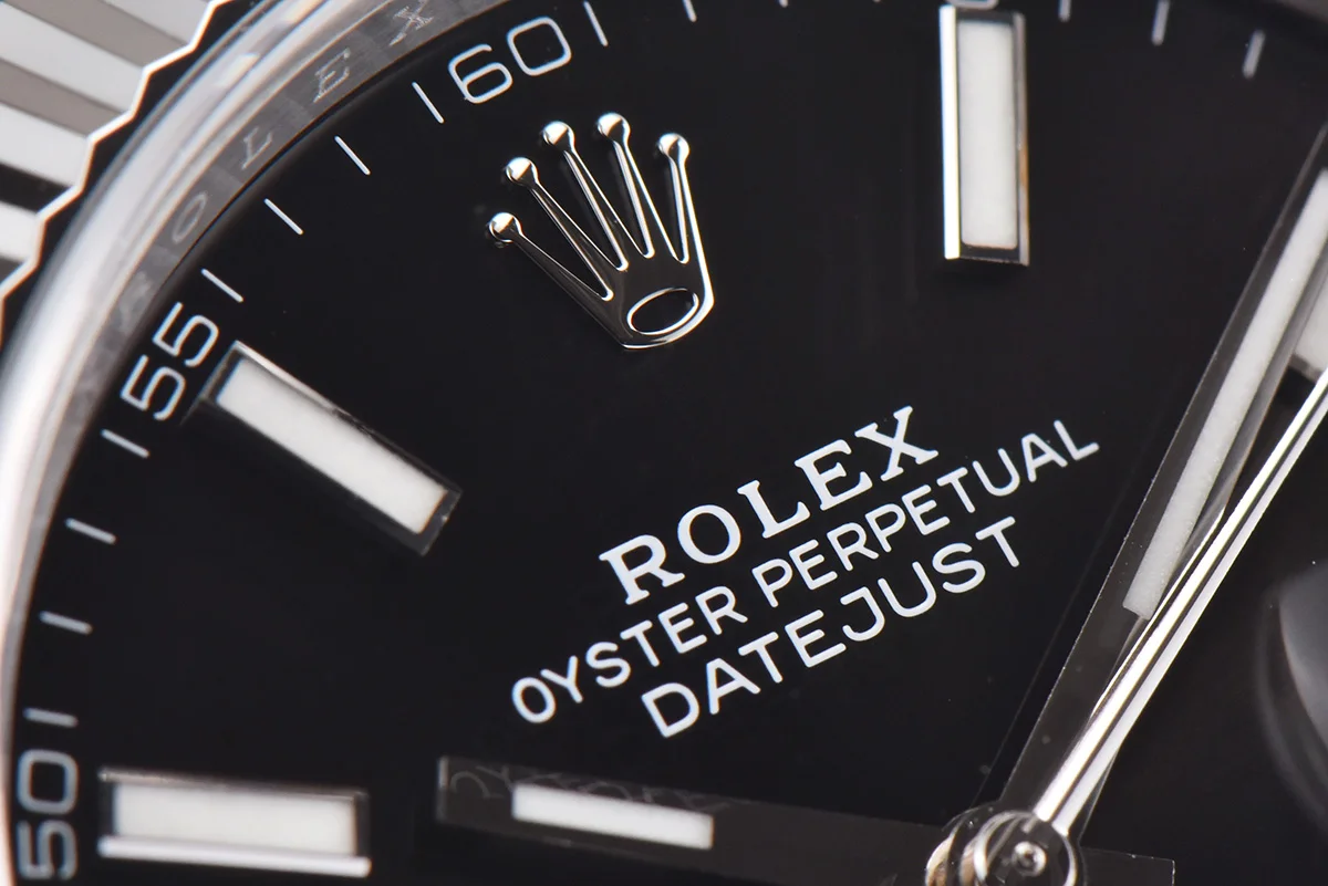 Datejust 41 126334 Bright Black Dial Stick Markers on Jubilee Bracelet