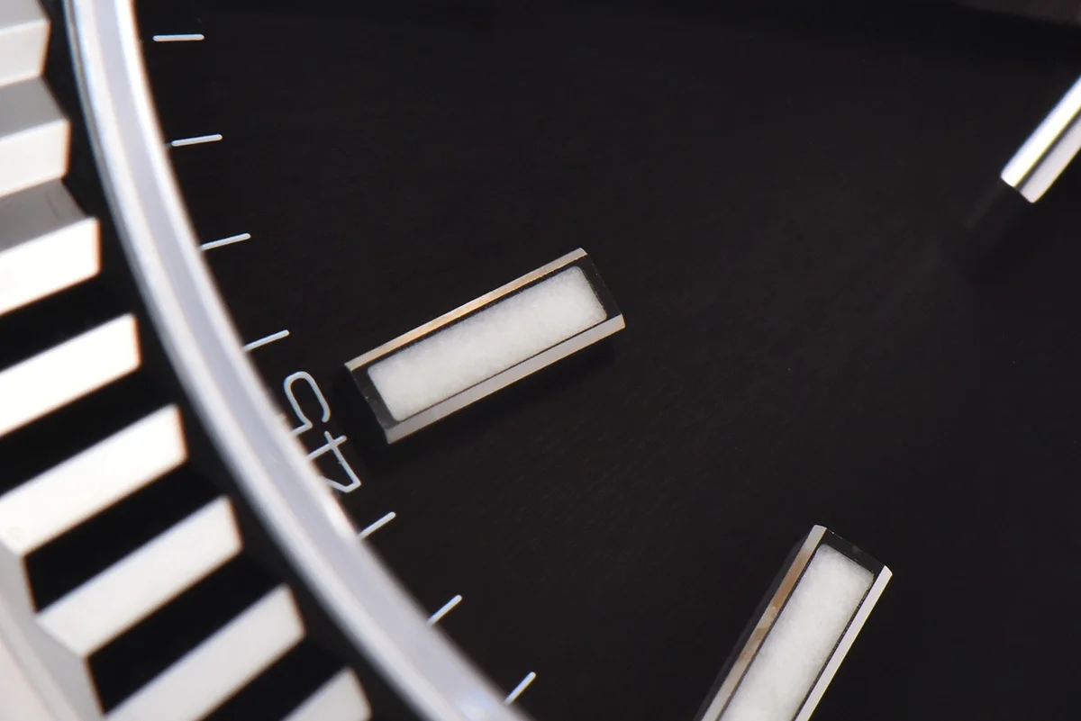 Datejust 41 126334 Bright Black Dial Stick Markers on Jubilee Bracelet