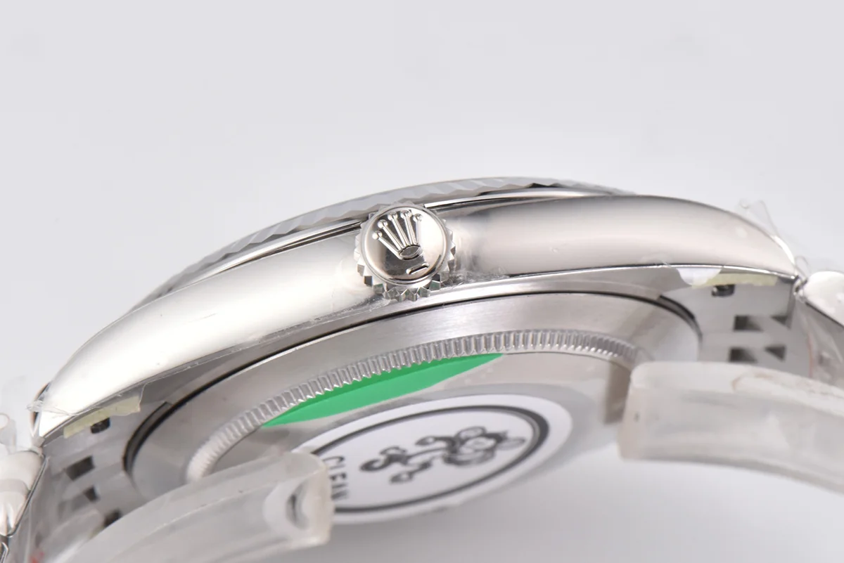 Datejust 41 126334 Grey Dial Stick Markers on Jubilee Bracelet
