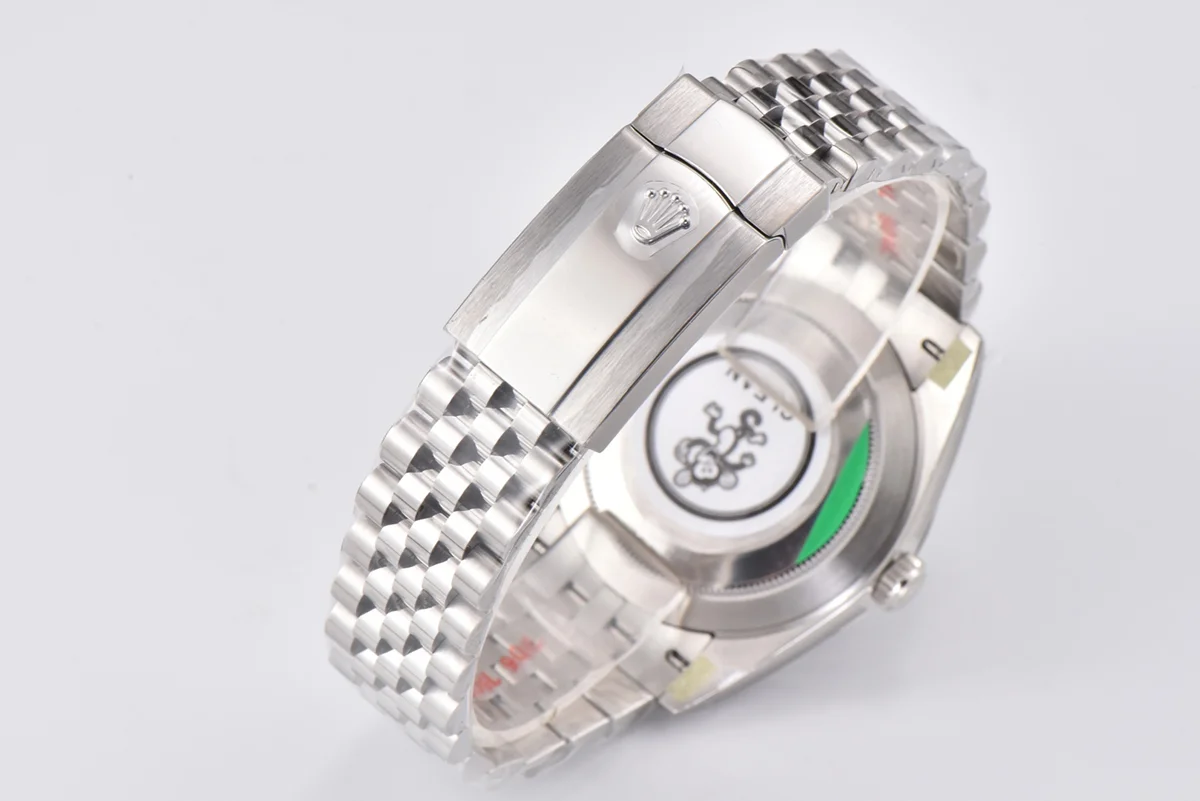 Datejust 41 126334 Grey Dial Stick Markers on Jubilee Bracelet
