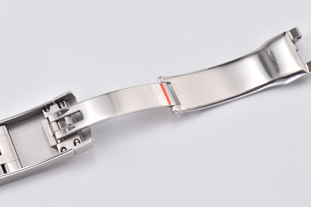 Datejust 41 126334 Grey Dial Stick Markers on Jubilee Bracelet