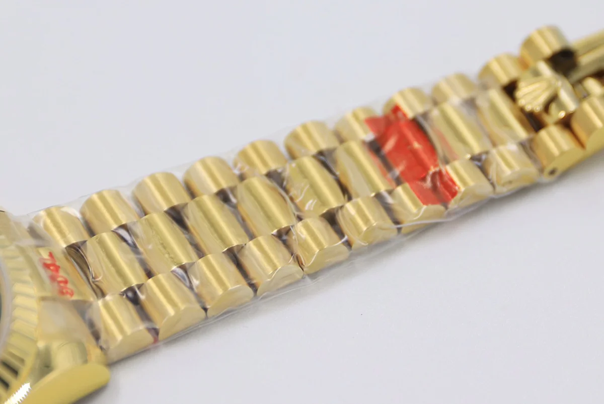 Daydate 36 128238 Malachite Dial in Yellow Gold